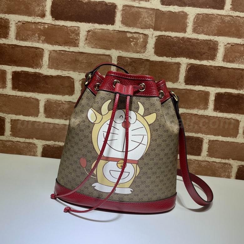 Gucci Handbags 12